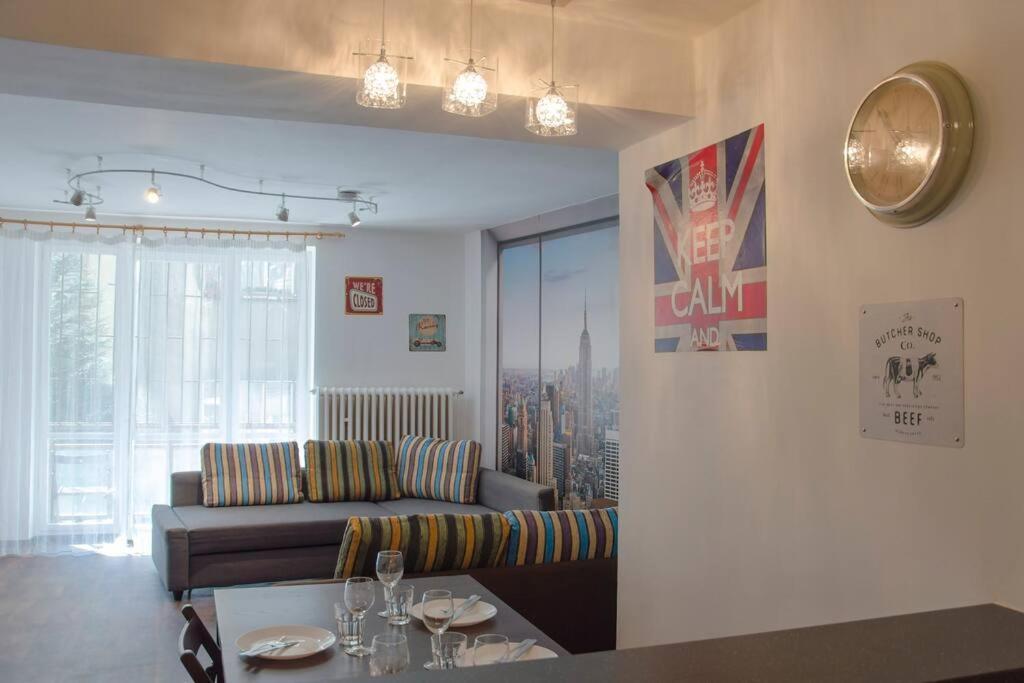 Dlouha 2bd Apartment Prag